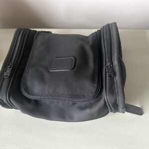 Tumi alpha travel kit bag